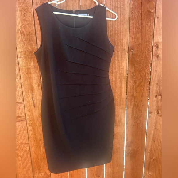 Calvin Klein Black Starburst Sheath Dress – Elegant Ruched Cocktail Dress - Picture 5 of 5